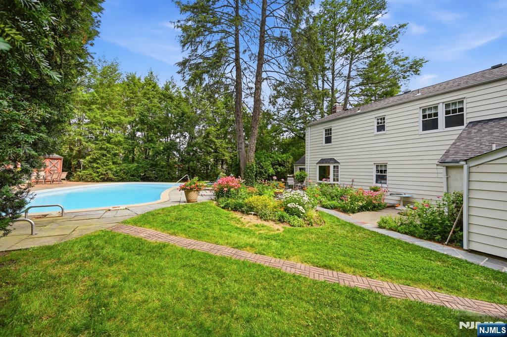 419 Sicomac Avenue — photo 14