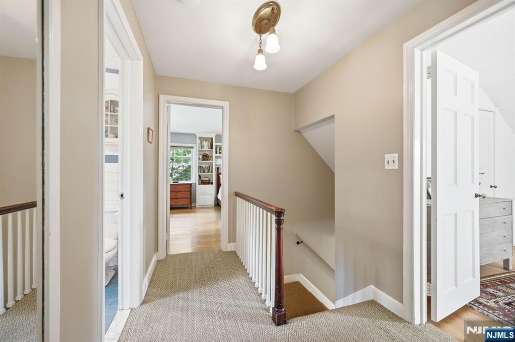 419 Sicomac Avenue — photo 36