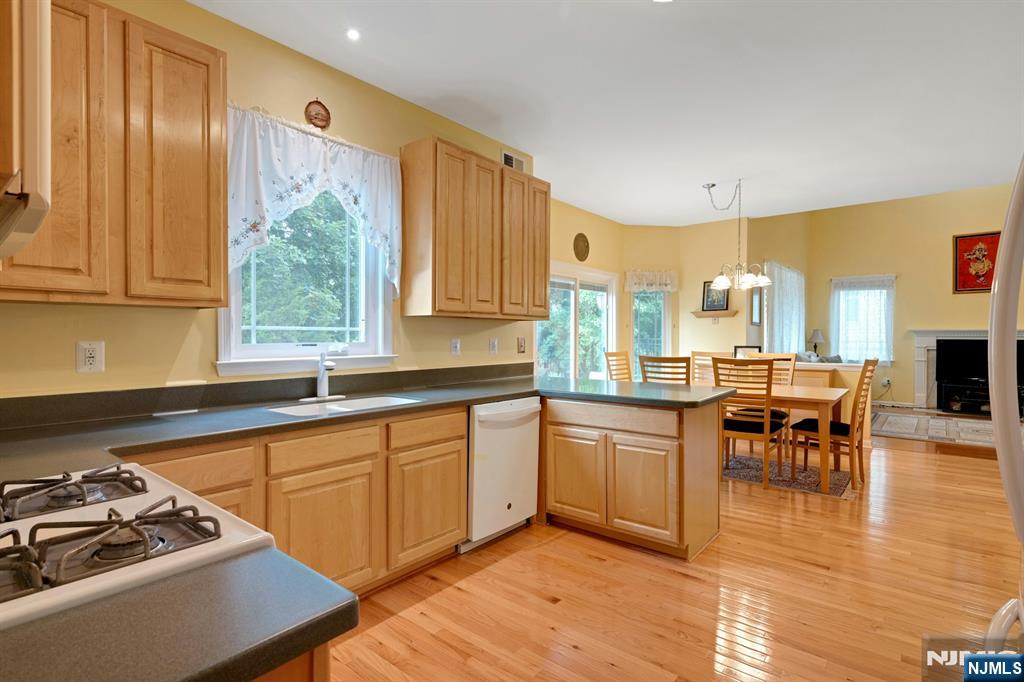 64 Walters Brook Drive — photo 13