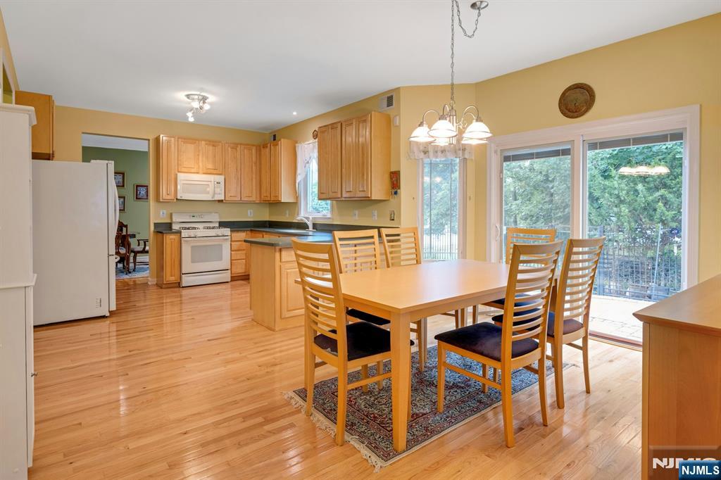64 Walters Brook Drive — photo 14