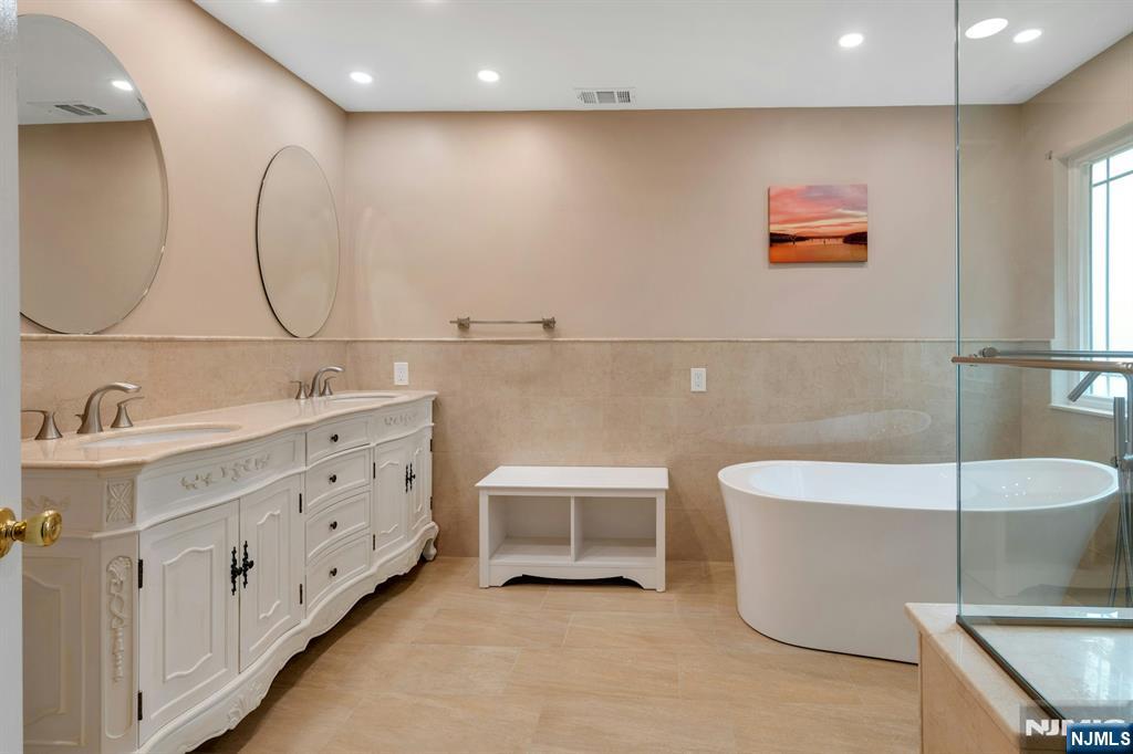 64 Walters Brook Drive — photo 24