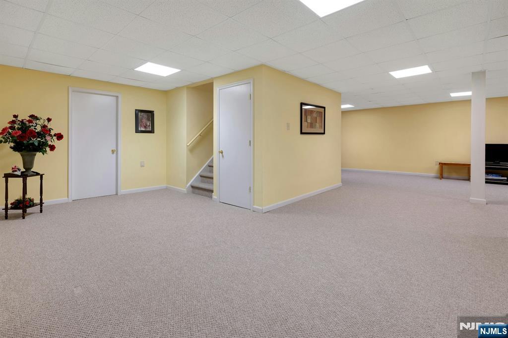 64 Walters Brook Drive — photo 33