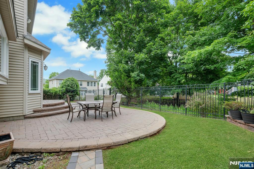 64 Walters Brook Drive — photo 37