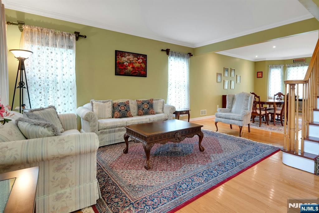64 Walters Brook Drive — photo 8
