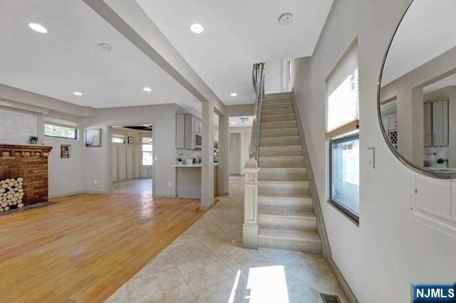 115 W Englewood Avenue - Photo 5