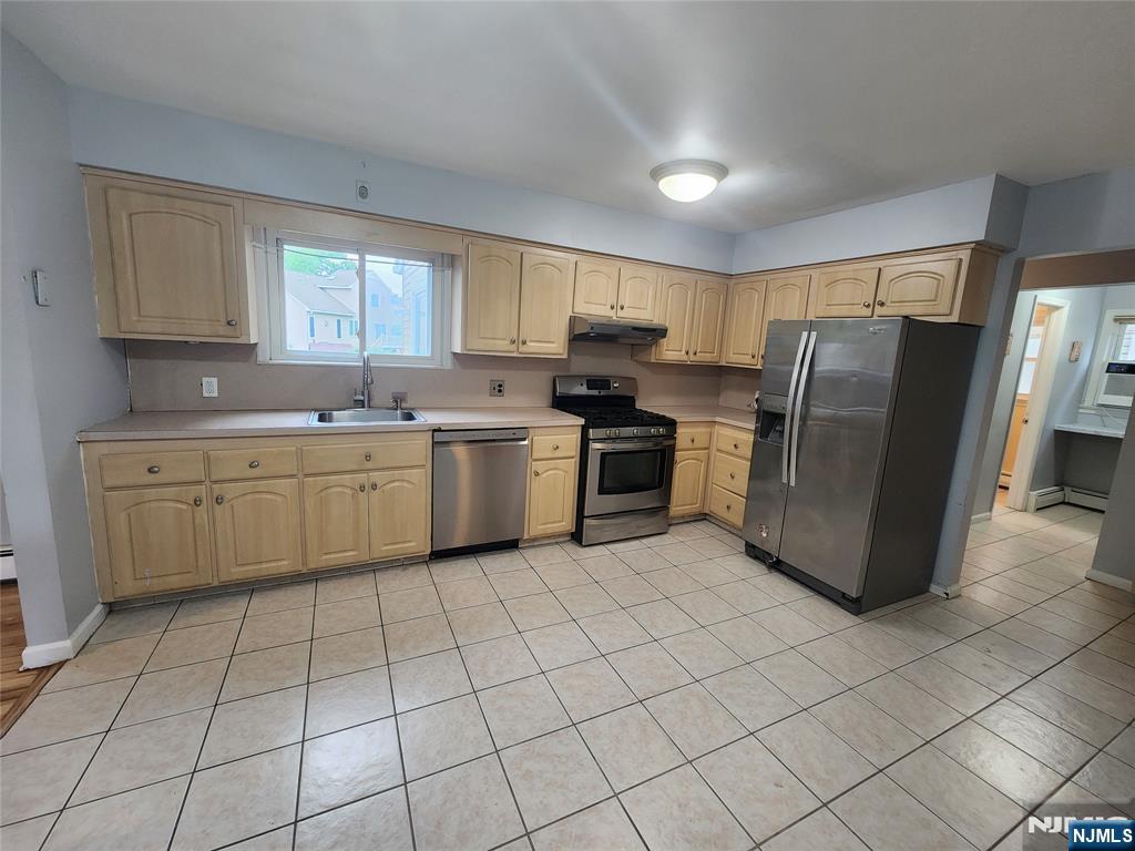 50 Hepburn Road - Photo 3