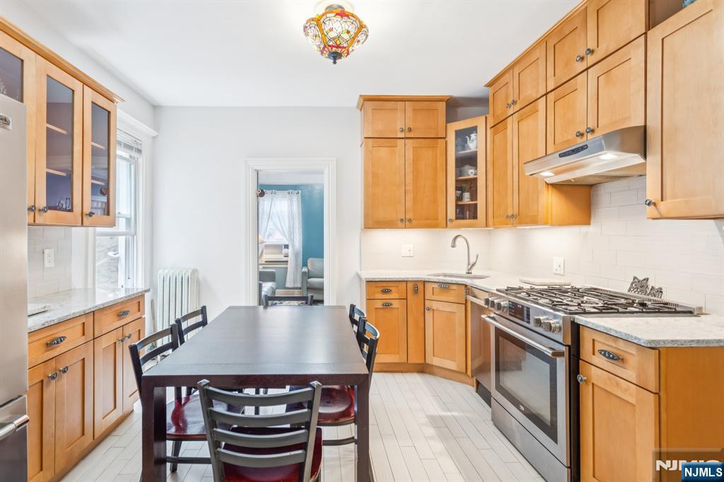 45-09 104th - Photo 2