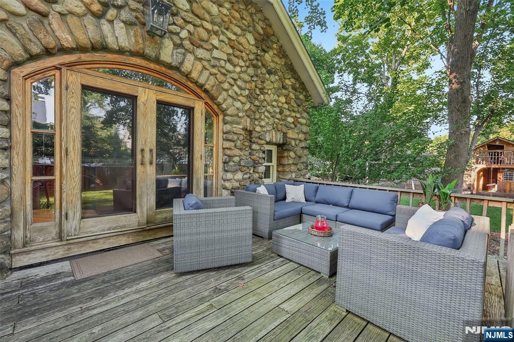 310 Cedar Lane — photo 26