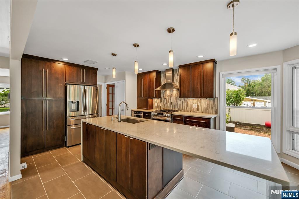 45 Jay Drive — photo 17