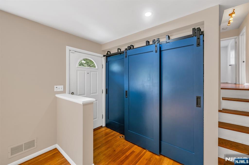 45 Jay Drive - Photo 3