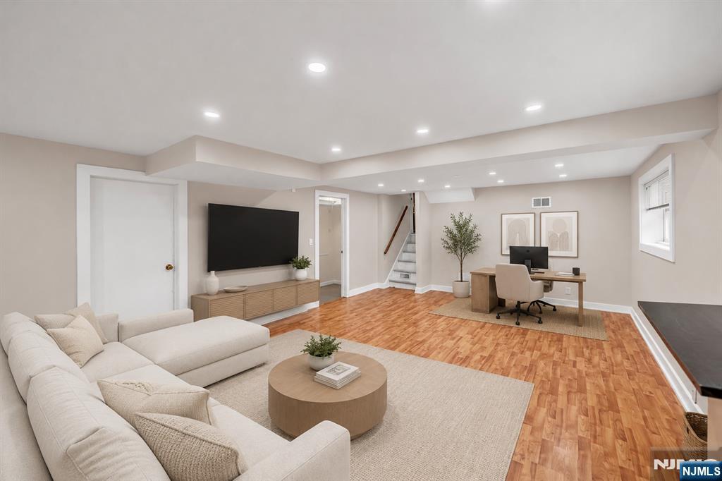 45 Jay Drive — photo 31