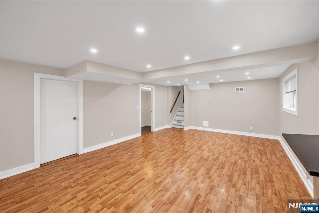 45 Jay Drive — photo 32