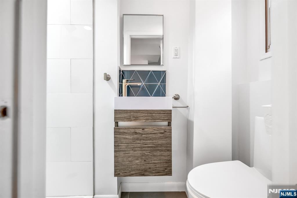 45 Jay Drive — photo 35