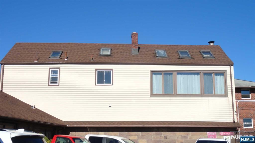 541 Westminster Place 2 - Photo 1