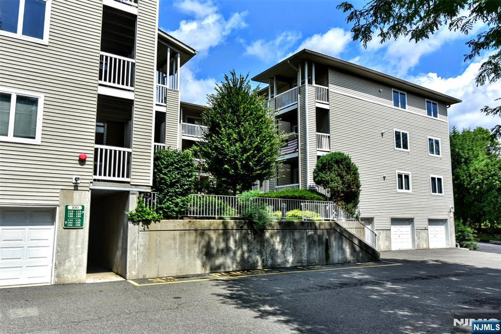 125 Orchard Park - Photo 4