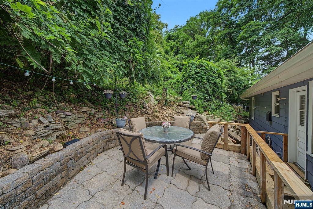 211 Franklin Road - Photo 2