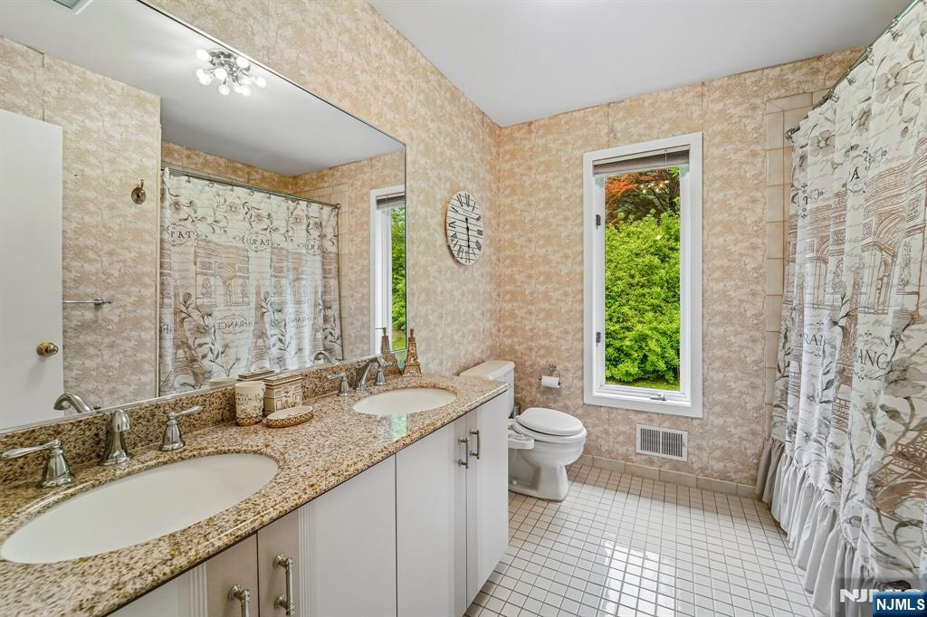8 Union Hill Road — photo 31