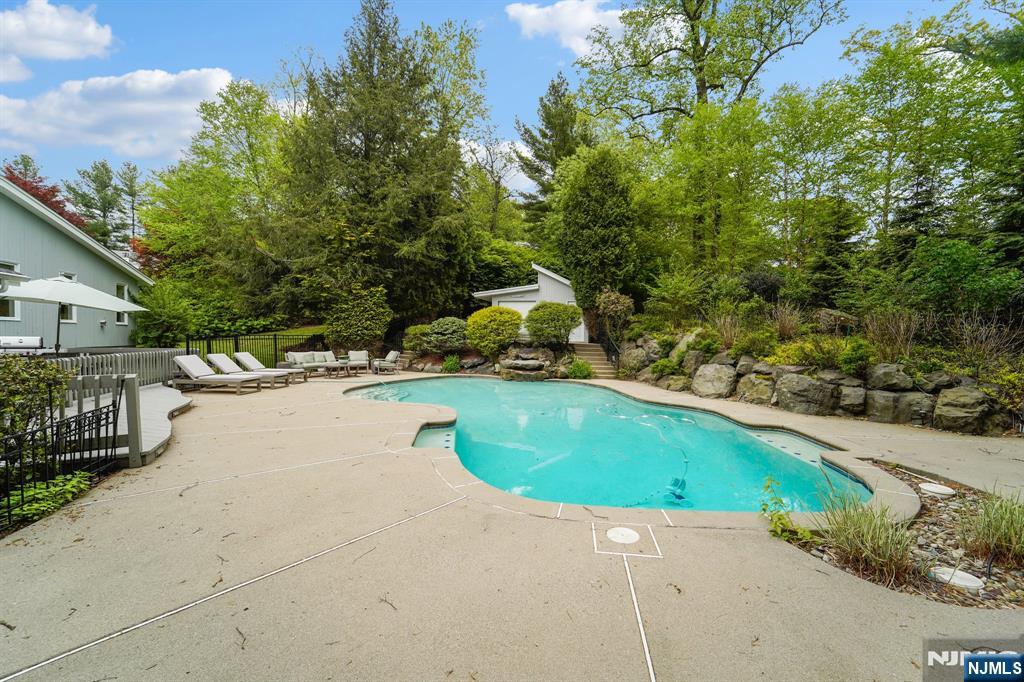 8 Union Hill Road — photo 42
