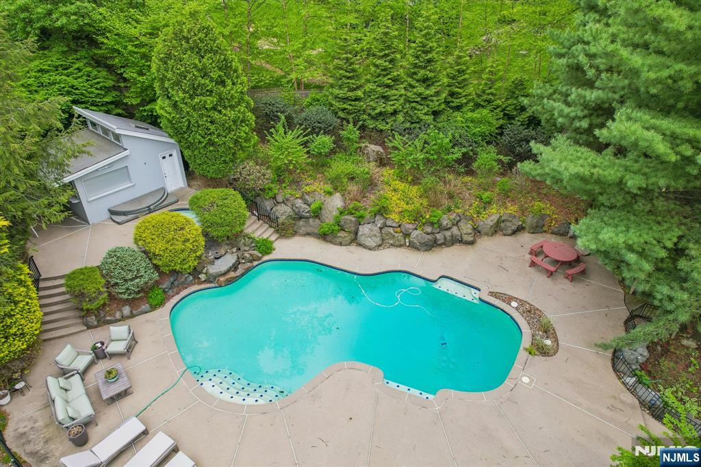8 Union Hill Road — photo 45