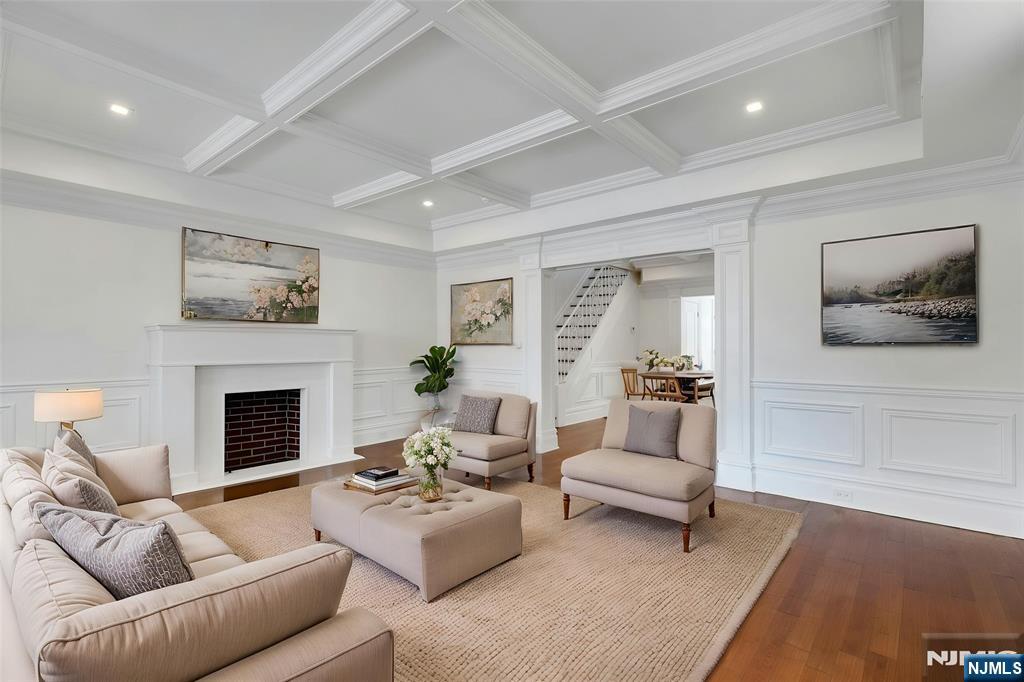 8128 Kennedy Boulevard - Photo 5