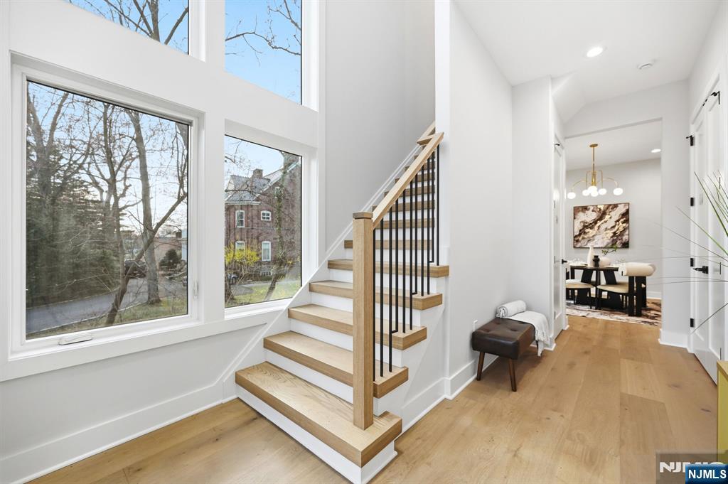 8 Roosevelt Terrace - Photo 5