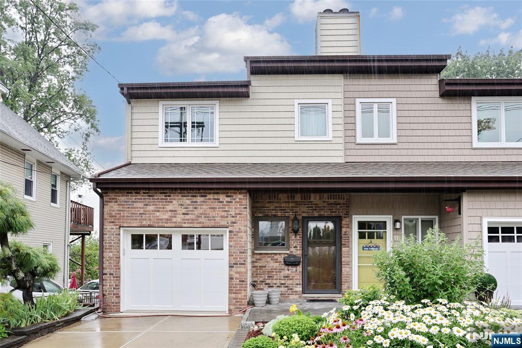 120 Hackensack Street - Photo 1