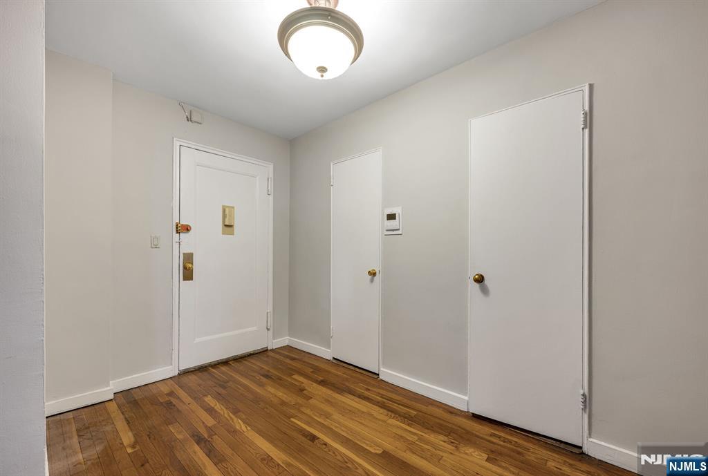 8300 Boulevard East 4D - Photo 3