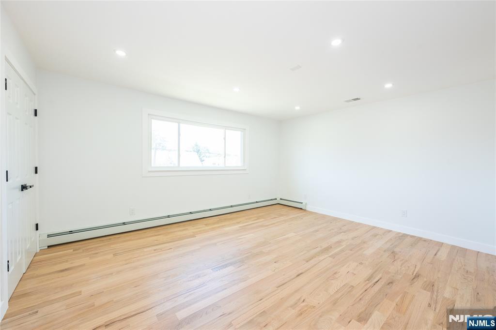 214 Alberta Drive — photo 23