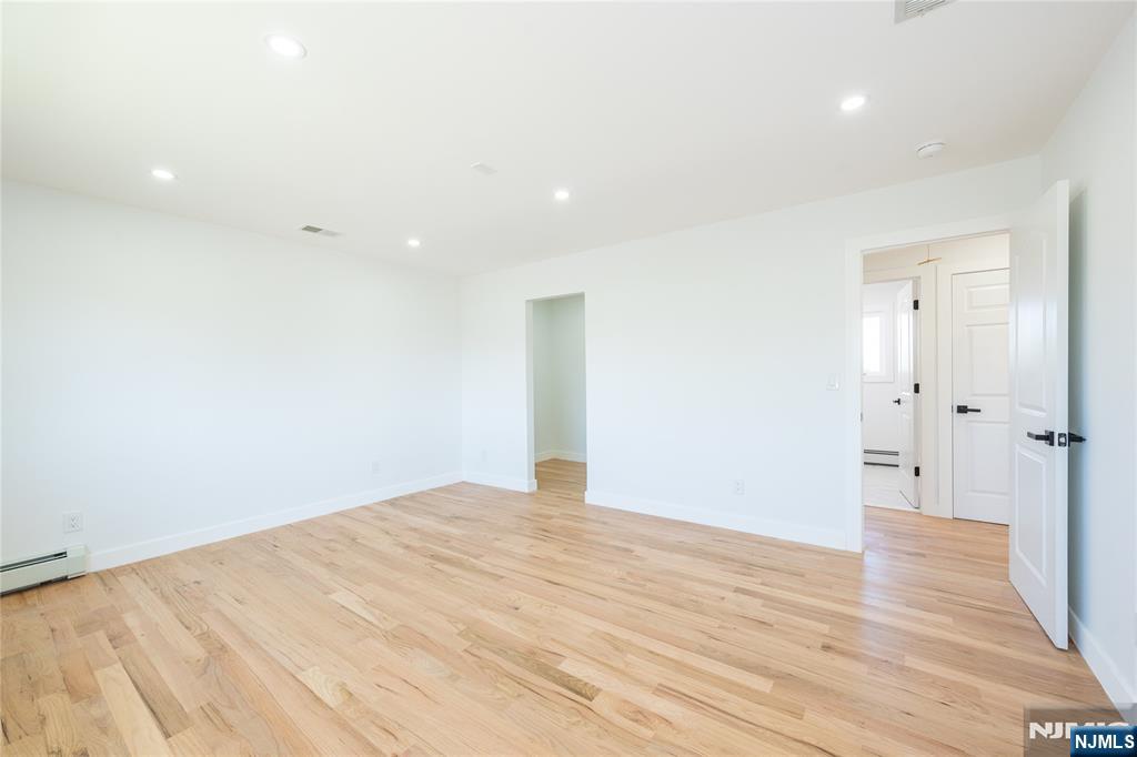 214 Alberta Drive — photo 24