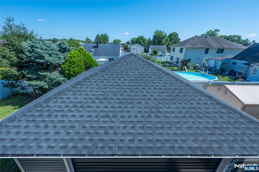 214 Alberta Drive — photo 42