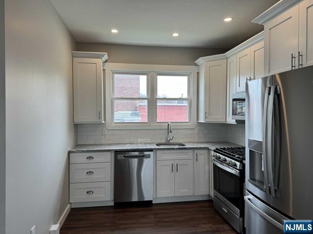 121 Humboldt Street - Photo 4