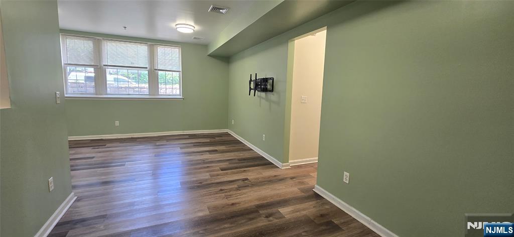 280 Grand Avenue 1A - Photo 3