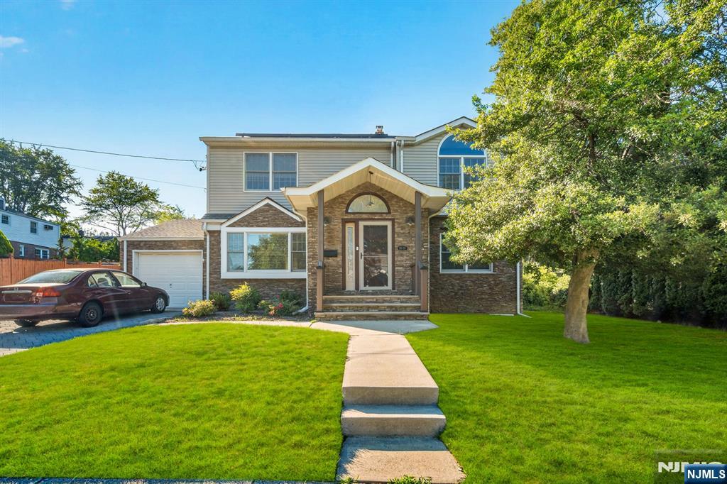 30-07 Gentner Rd, Fair Lawn, NJ 07410