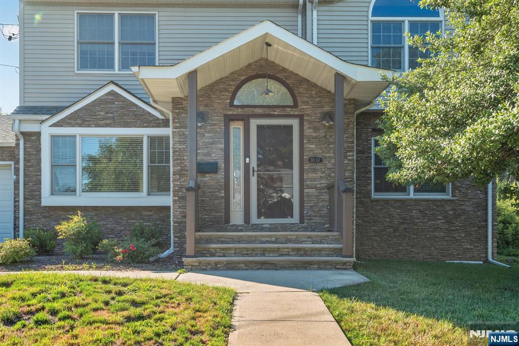 30-07 Gentner Rd, Fair Lawn, NJ 07410