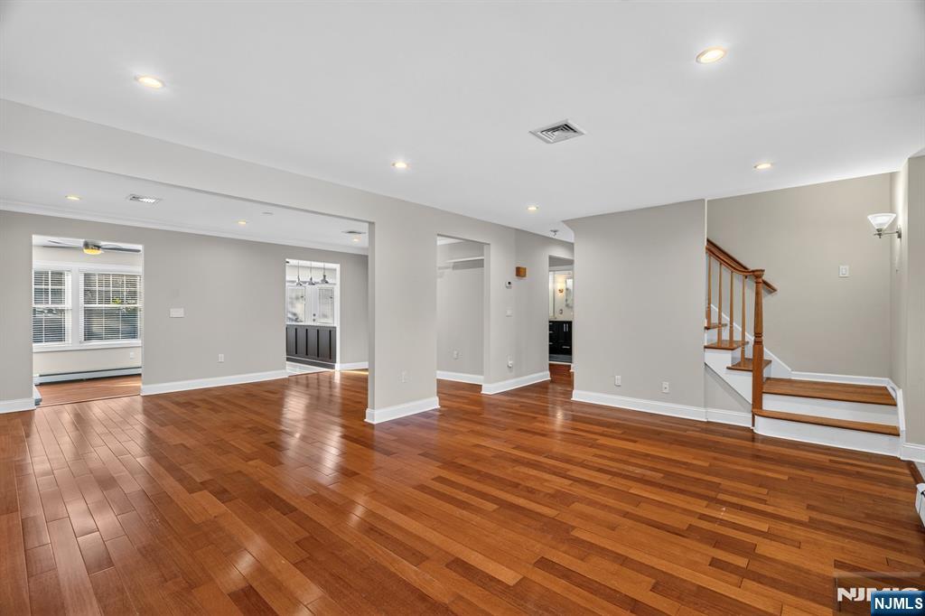 30-07 Gentner Road — photo 15