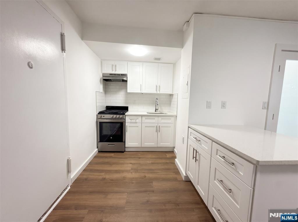 3081 Edwin Ave #1H, Fort Lee, NJ 07024
