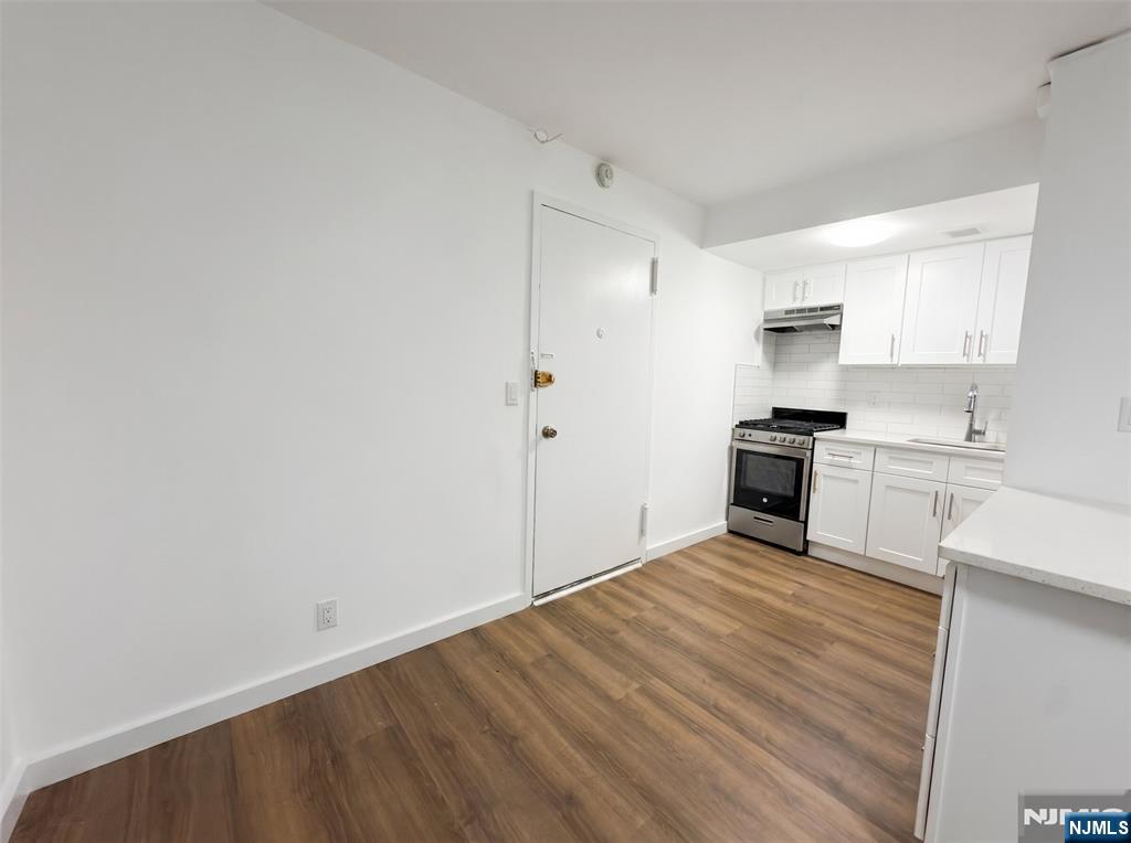 3081 Edwin Ave #1H, Fort Lee, NJ 07024