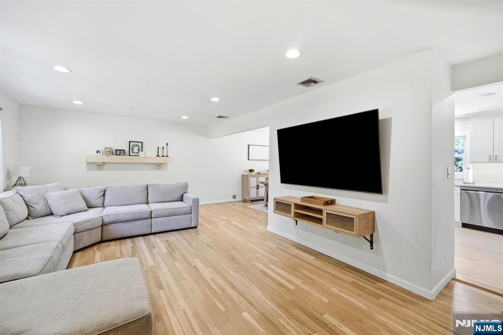45 Ravine Avenue - Photo 4