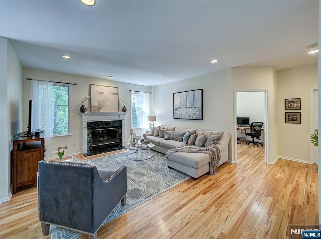 6 McCune Court — photo 14