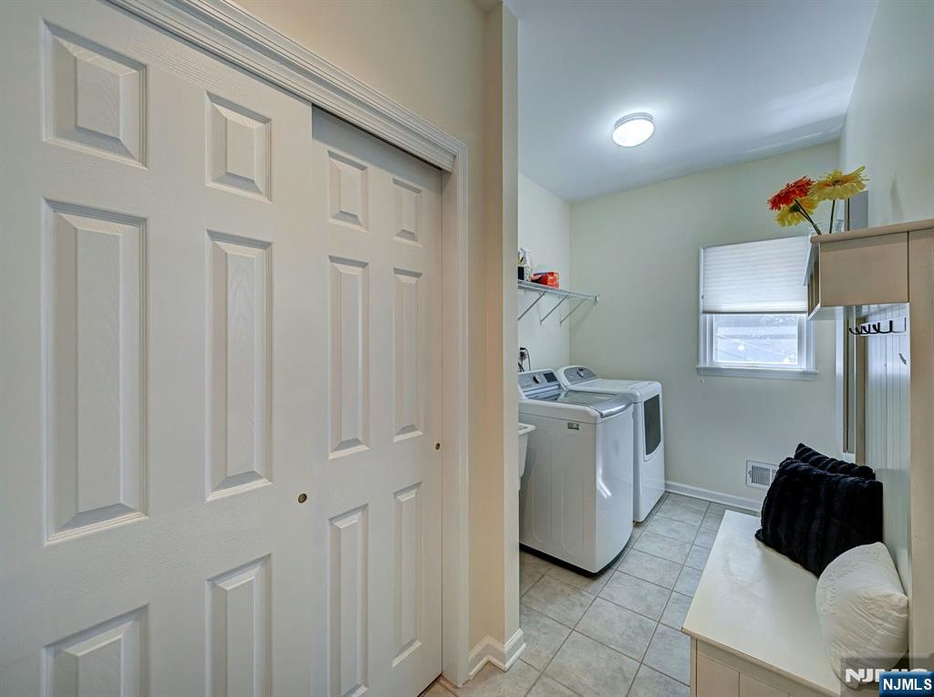 6 McCune Court — photo 25