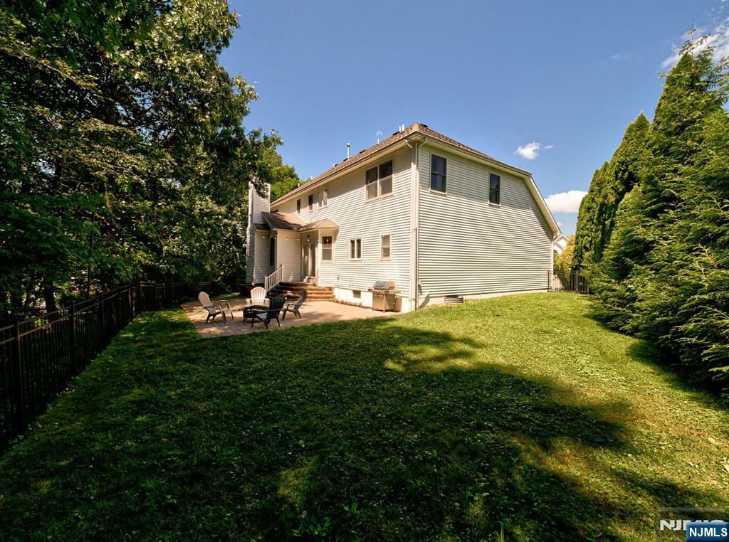 6 McCune Court — photo 41