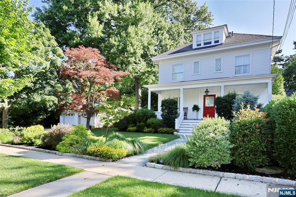 339 Highwood Avenue - Photo 1