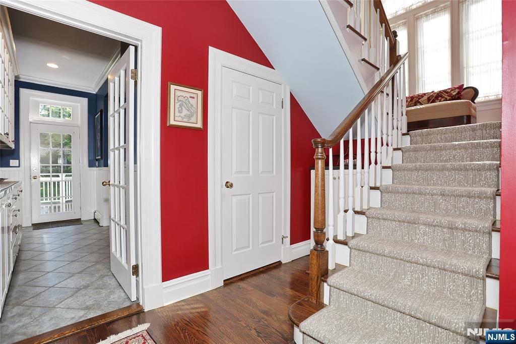 339 Highwood Avenue — photo 18