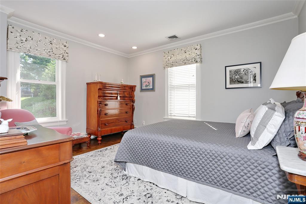 339 Highwood Avenue — photo 26