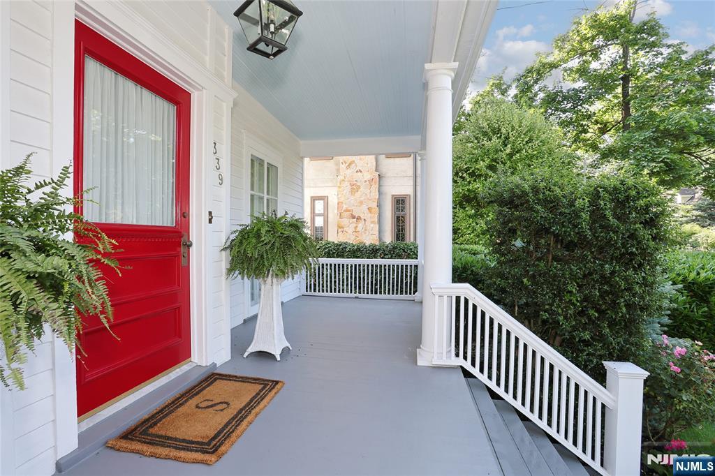 339 Highwood Avenue — photo 6