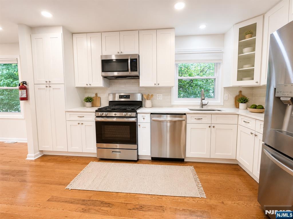474 Dean Street - Photo 4