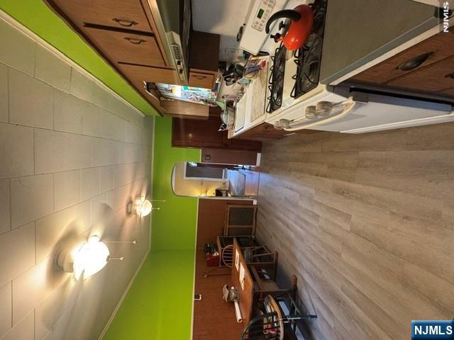 166 E 3rd Street - Photo 3