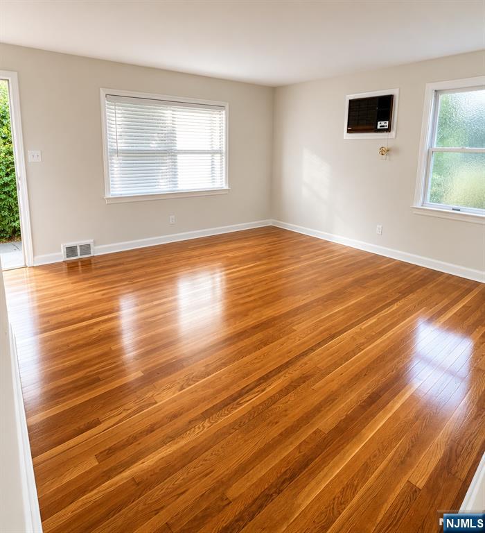 182 14th Street - Photo 4