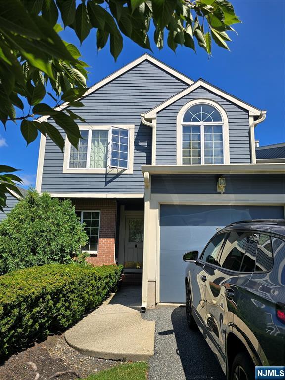272 Cambridge Drive - Photo 1