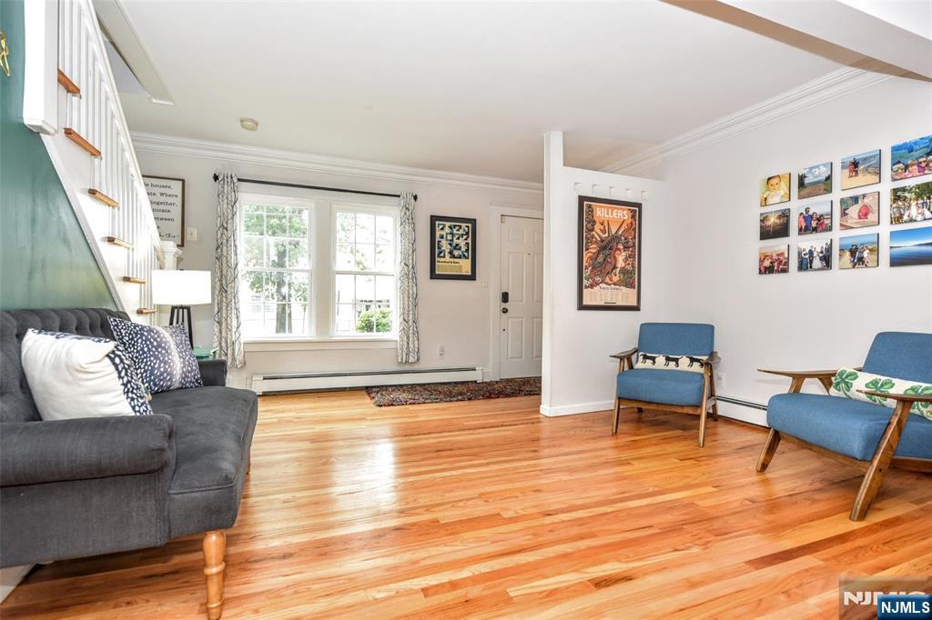 280 Morse Avenue - Photo 5